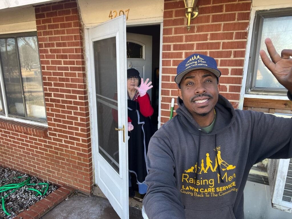 You are currently viewing Nonprofit Provides Free Lawn Care for People in Need, Mentors Youth in the Process