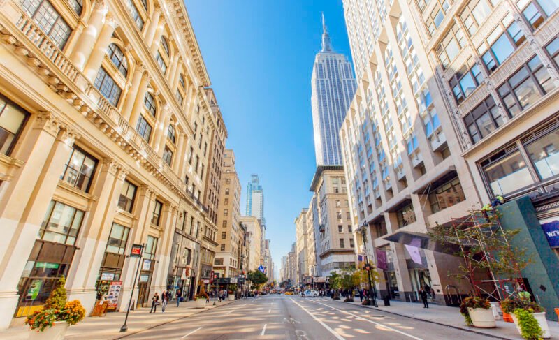 Read more about the article NYC’s Iconic Fifth Avenue Is Getting a Pedestrian-Focused Redesign — See the Renderings