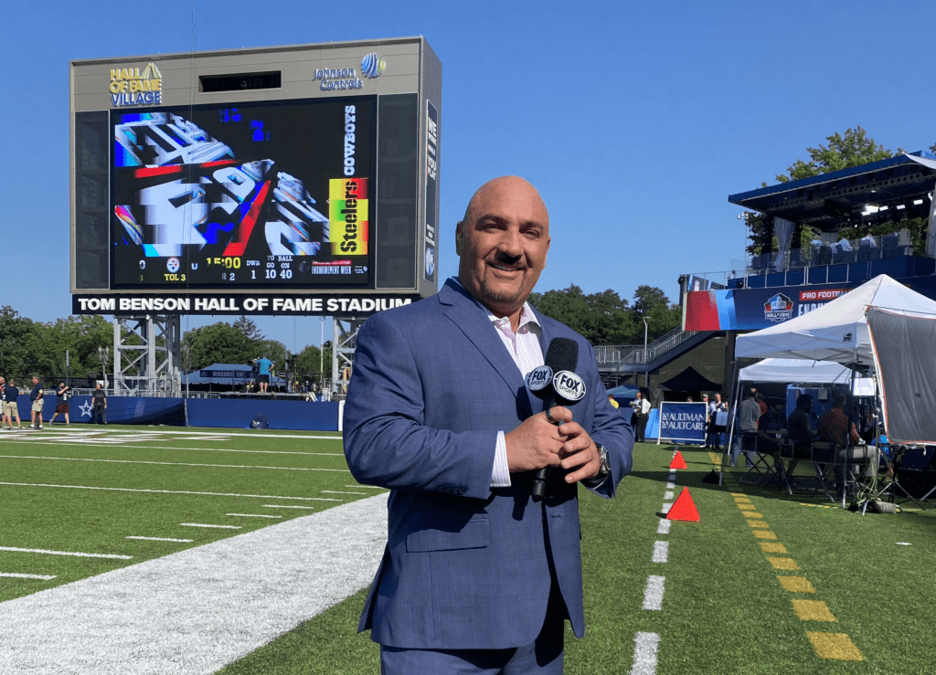 You are currently viewing Why This Sports Reporter Got Vulnerable About His Mental Health — And Wants You to Do the Same