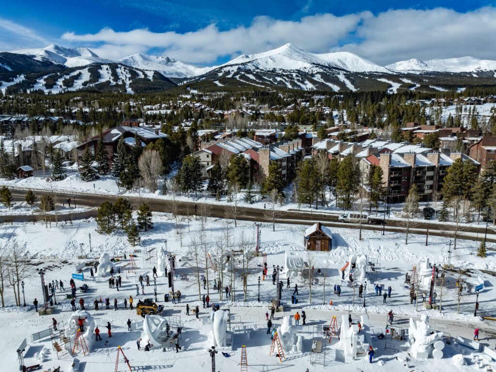 You are currently viewing Turning 25-Ton Snow Blocks Into Art: The 2024 International Snow Sculpture Championships