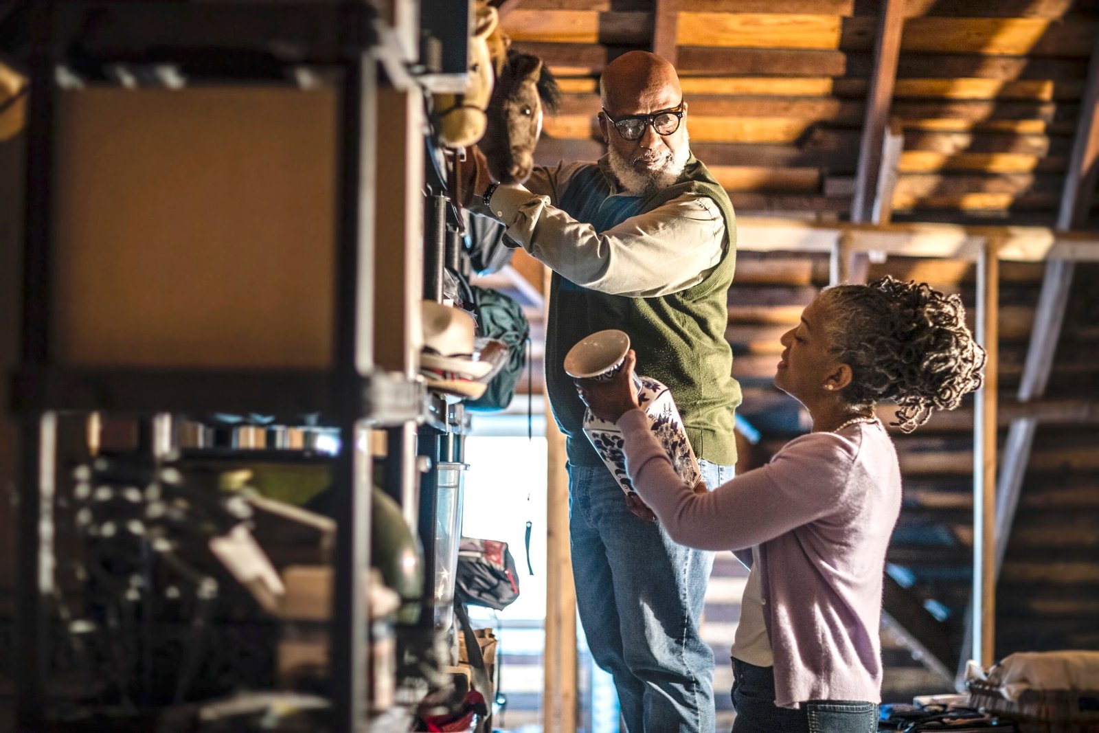 You are currently viewing “This Old Thing?” Before You Donate It, Make Sure That Item Isn’t Worth a Fortune