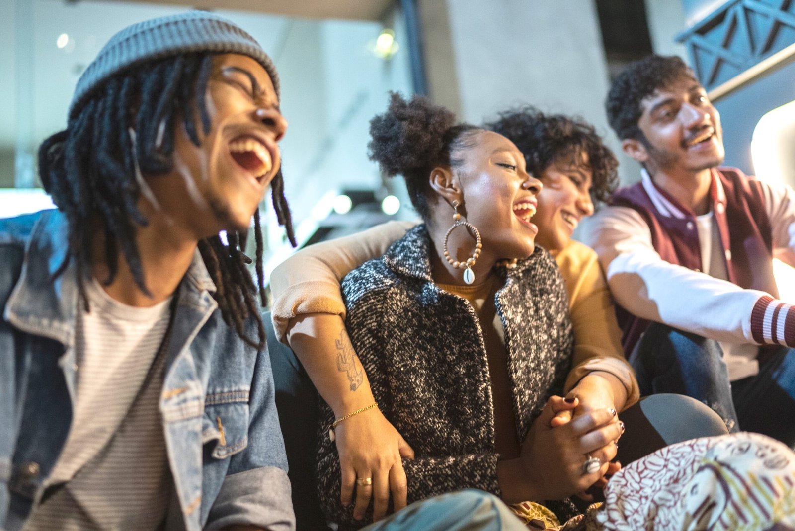 You are currently viewing Are You Singing Enough? A Music Therapist Breaks Down the Surprising Health Benefits — “It’s a Way to Feel Human Again”