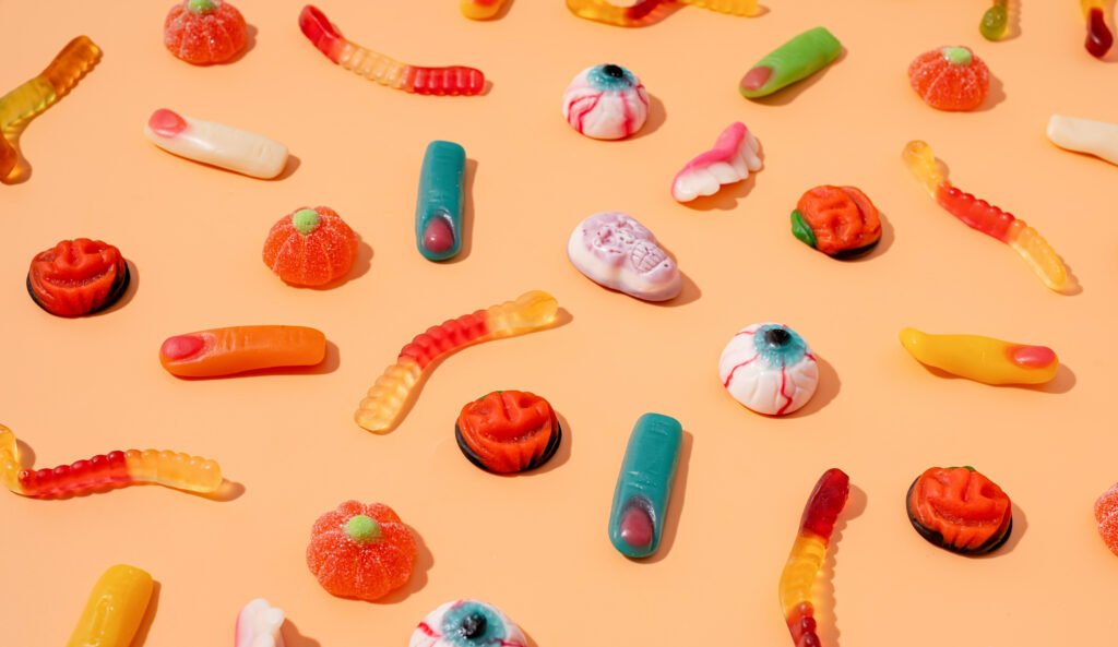 You are currently viewing Boo! 15 Spooktacular Halloween Decorations, Costumes, and Treats We Love