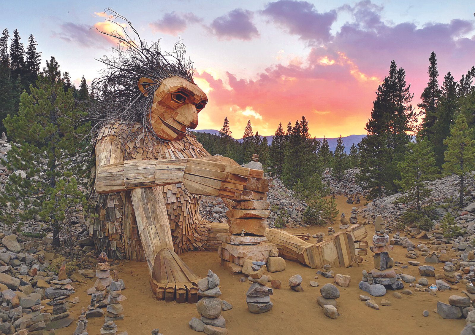 You are currently viewing Meet the Fanciful (and Massive) Wooden Trolls Hiding Out in the Pacific Northwest’s Forests