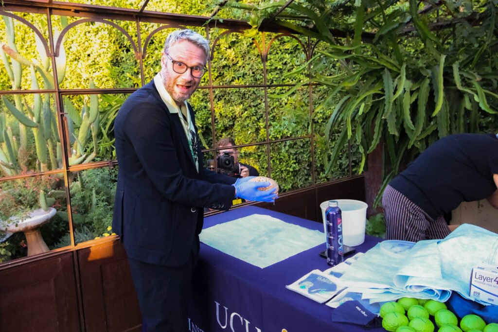 You are currently viewing Why Lauren Miller and Seth Rogen’s Alzheimer’s Charity Leads With Levity — And Wants You to Protect Your Brain