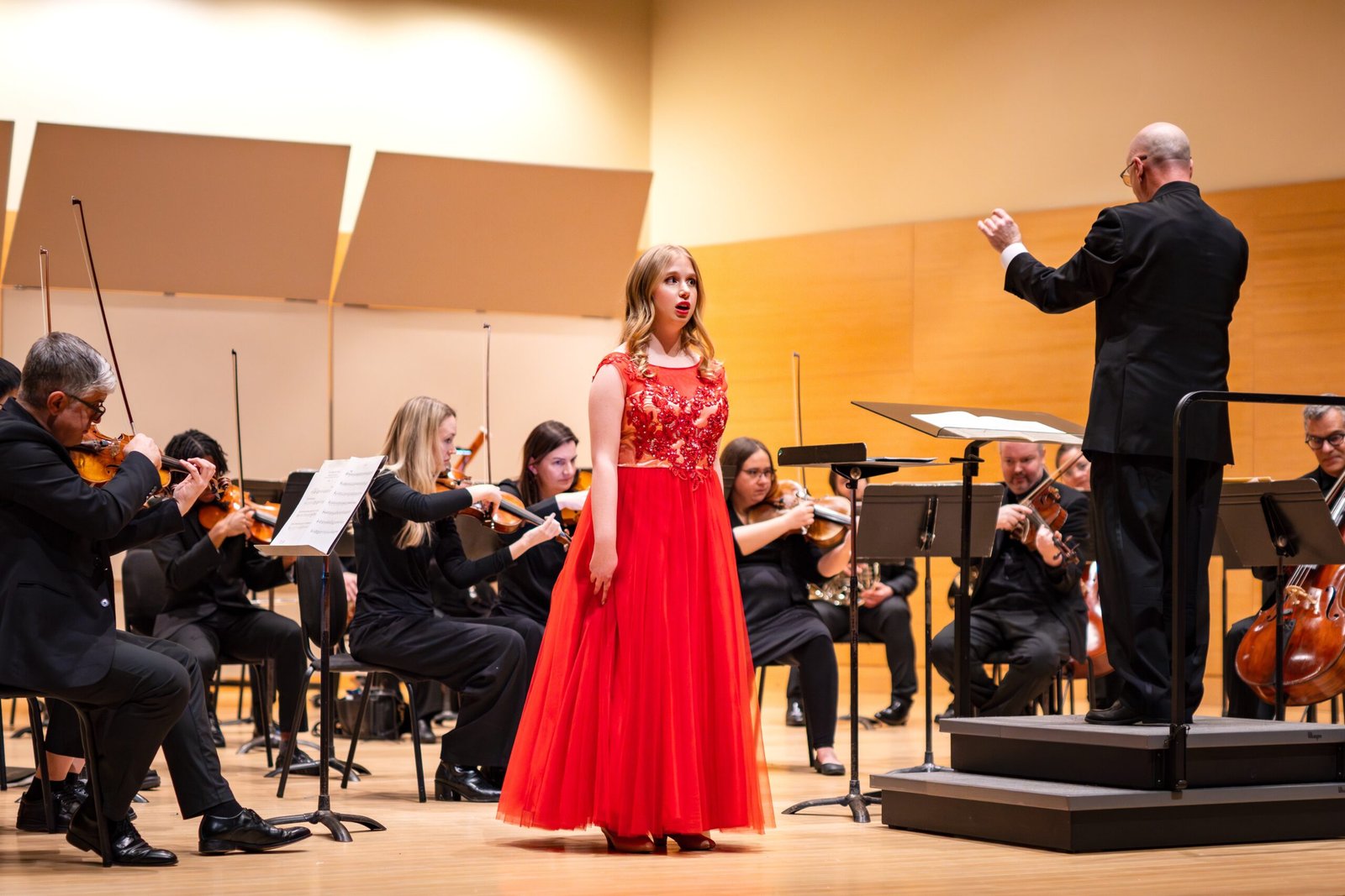 You are currently viewing Holly Connor Is Blind, Autistic, and Inspiring Others: “Music Is My Superpower”