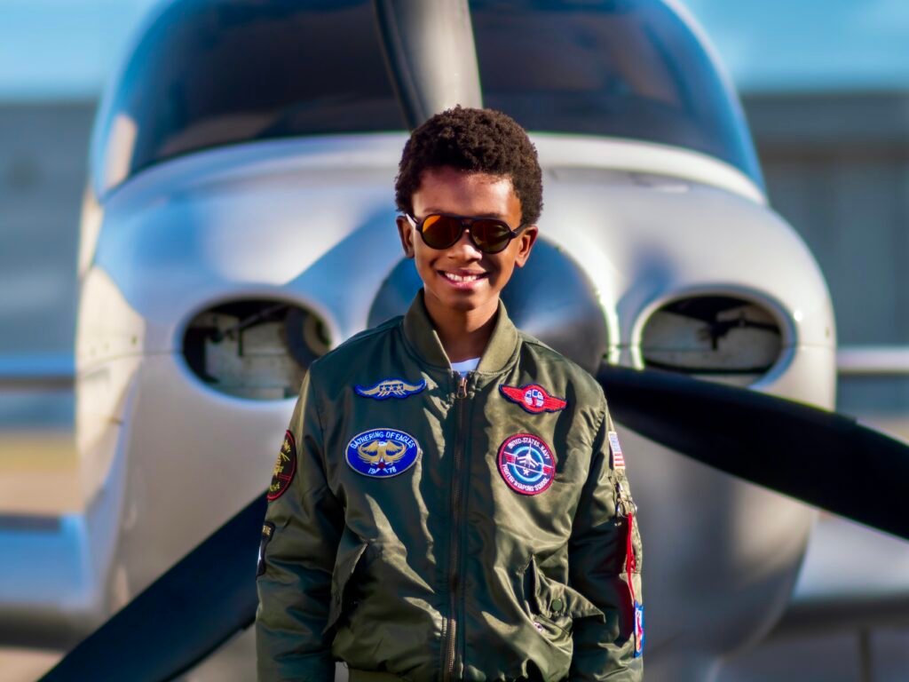 You are currently viewing Meet the 10-Year-Old Raising $100K to Honor the Heroes of Pearl Harbor