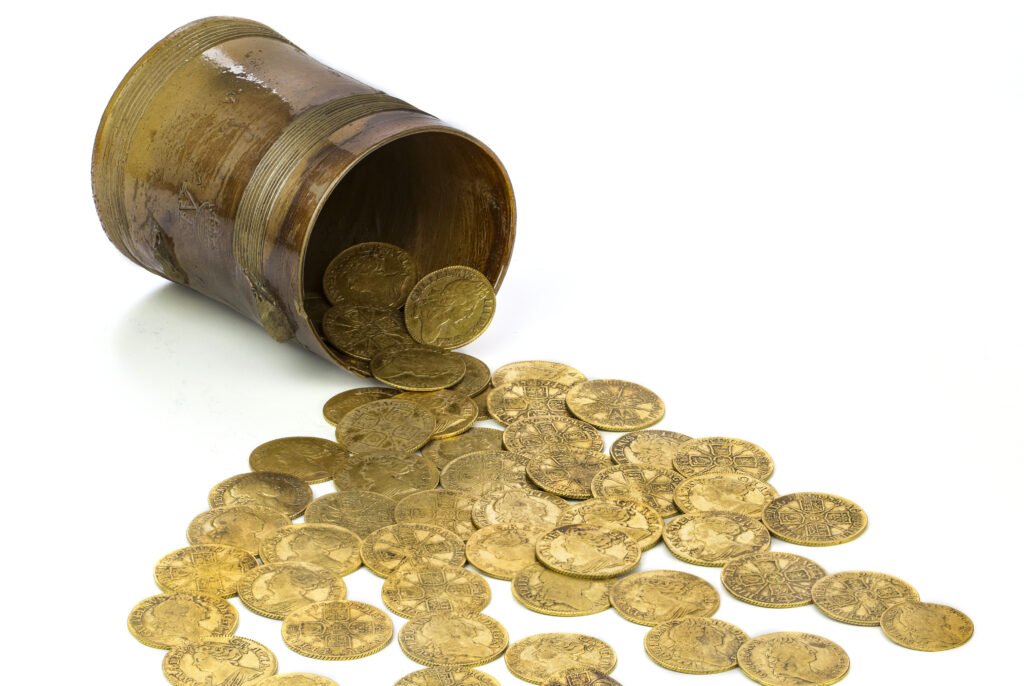 You are currently viewing Homeowners Discover Gold Coins Worth Over $800,000 During Kitchen Renovation