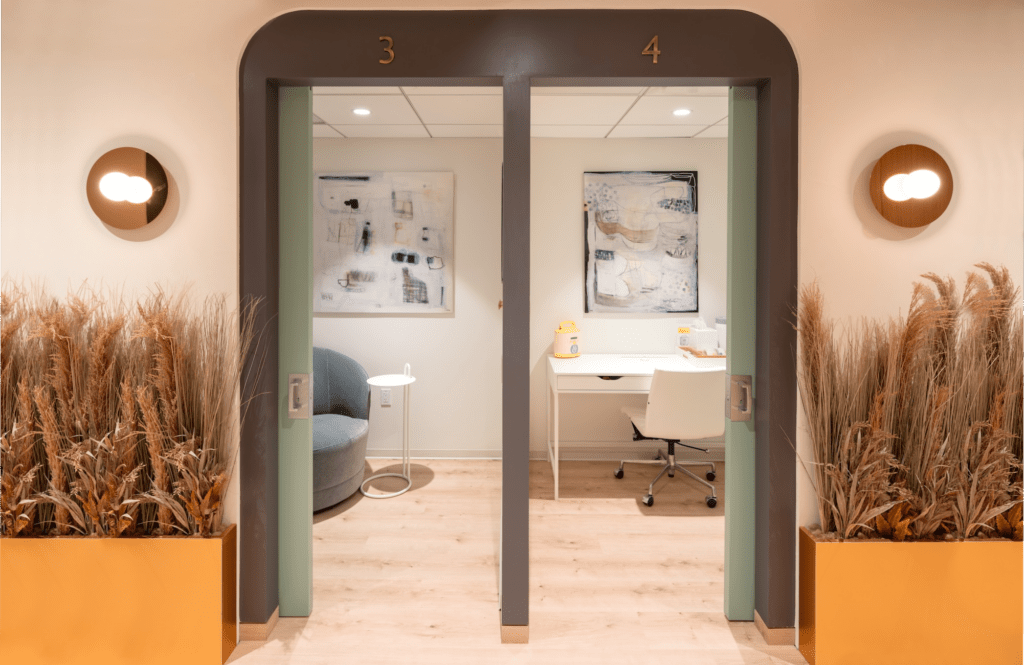 You are currently viewing To Support Breastfeeding Moms, This Woman-Founded Biz Installs Lactation Suites in Offices