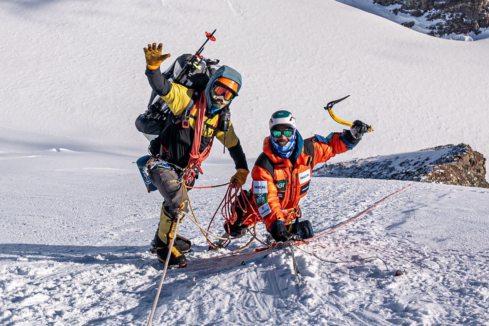 You are currently viewing Hari Budha Magar Becomes the First Double Above-Knee Amputee to Complete the 7 Summits