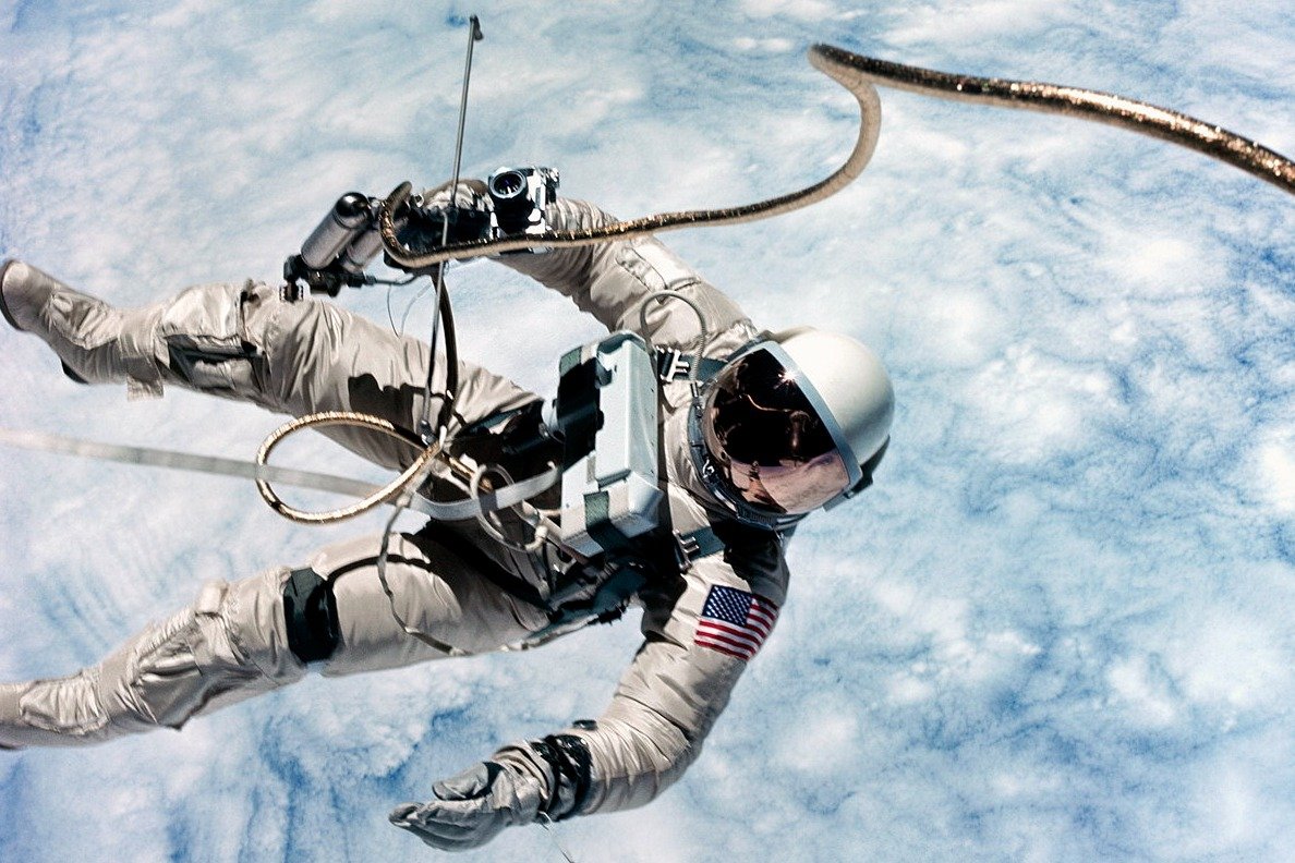 You are currently viewing Never-Before-Seen NASA Photos of Missions That Paved the Way for Apollo 11