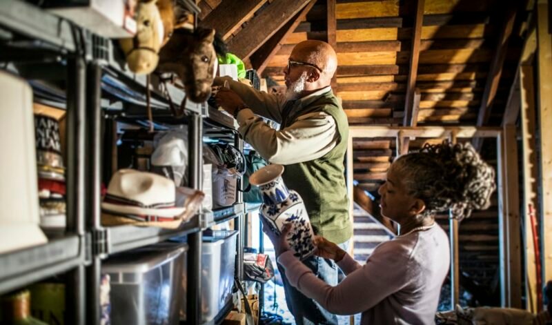 Read more about the article Decluttering Can Be Stressful — a Clinical Psychologist Explains How Personal Values Can Make It Easier