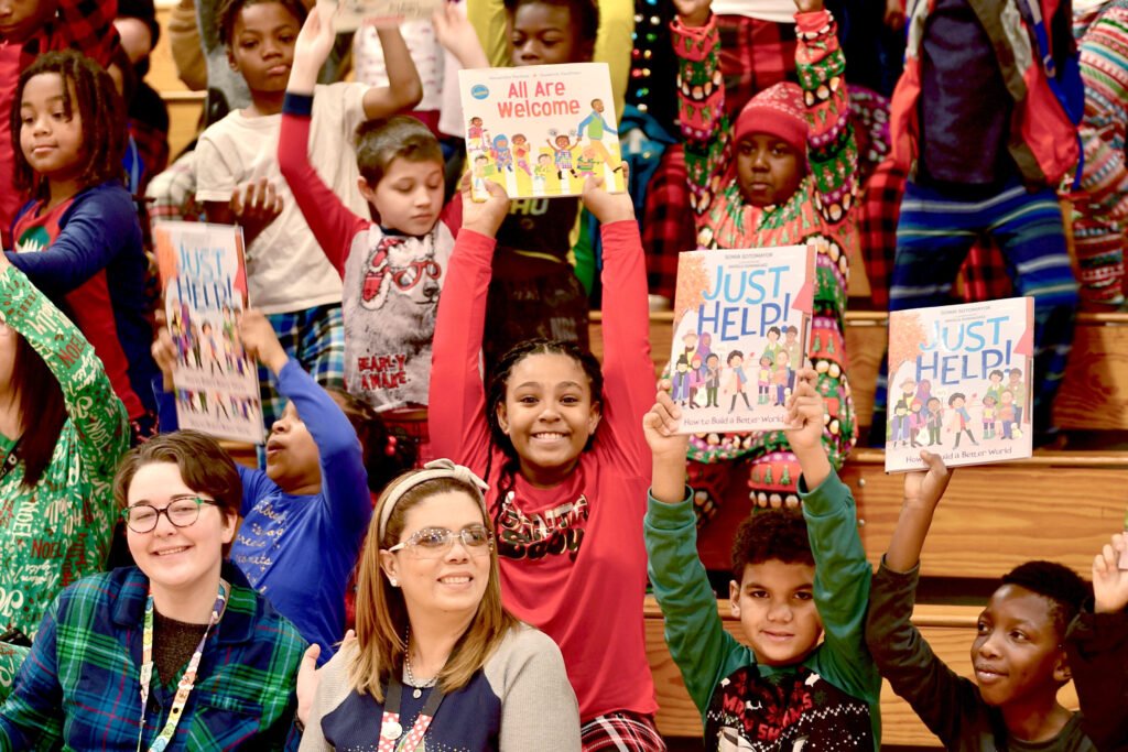 You are currently viewing I Love Books: The Social Impact Organization Striving to End Illiteracy in Kids