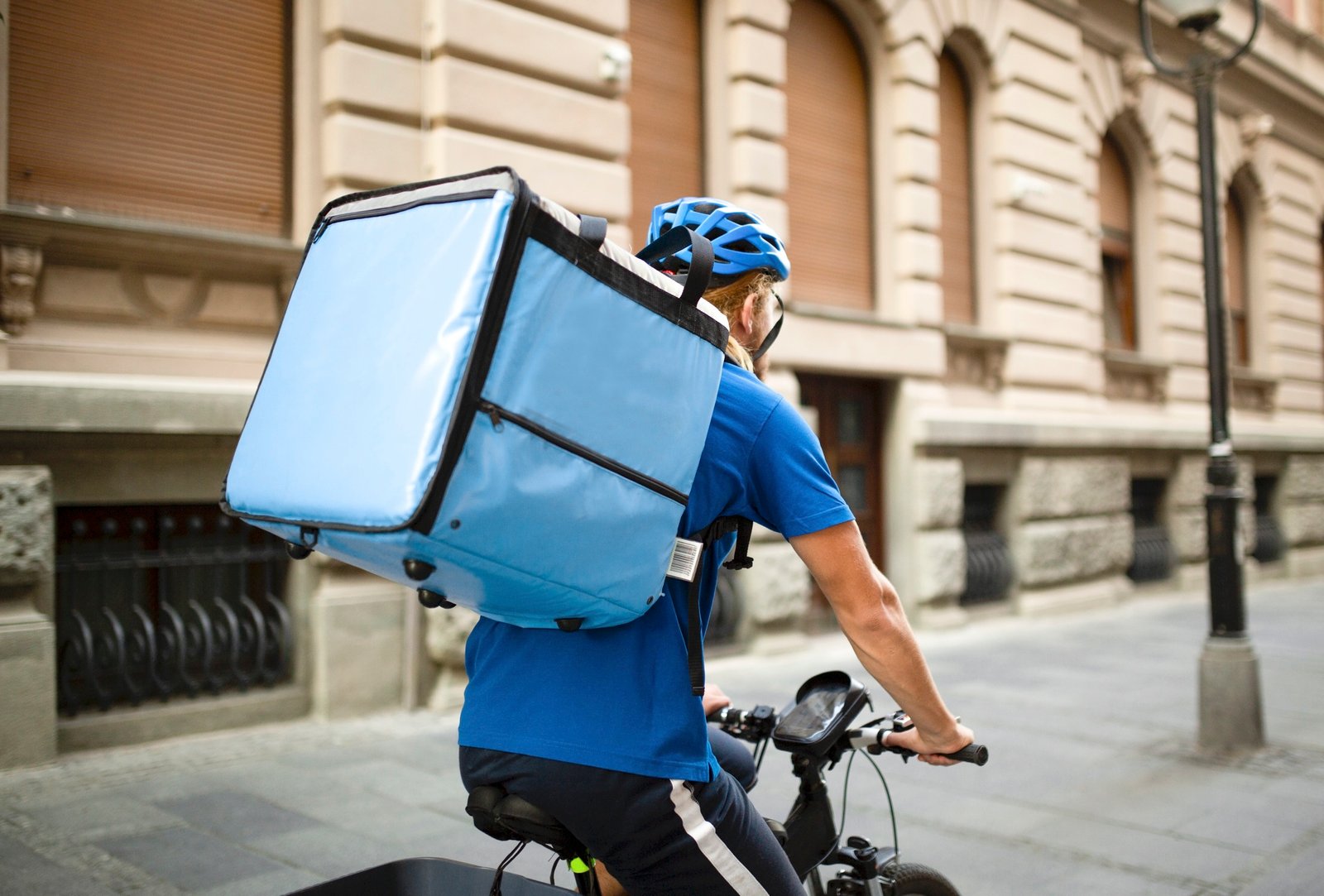 You are currently viewing Why You Should Take Up a Side Hustle, Beyond the Boost to Your Bank Account