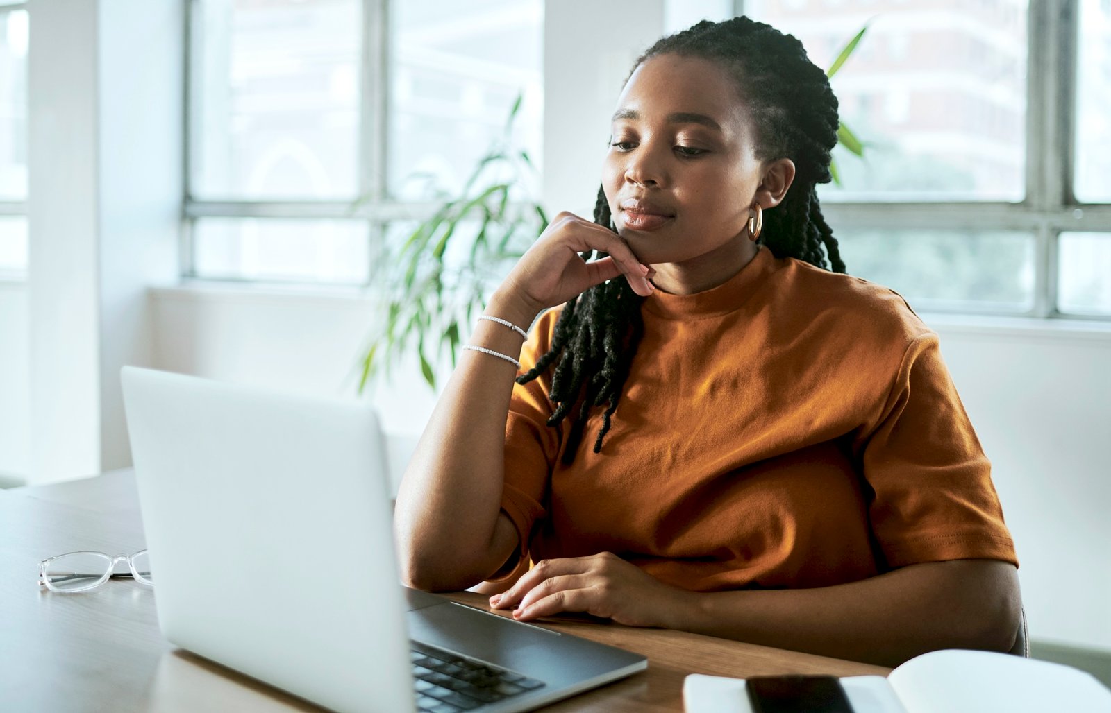 You are currently viewing Feeling Overwhelmed at the Office? Here Are 7 Tips to Help Combat Work Stress