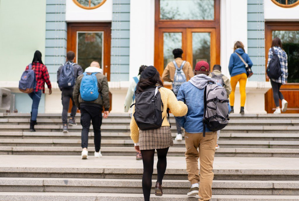Let Them Snooze: Teens Should Sleep In on Weekends — It May Boost Their Mental Health, Study Suggests