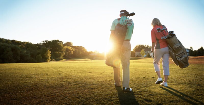 Read more about the article Grab Your Clubs! How Golf May Help Older People’s Heart Health — Even More Than Walking
