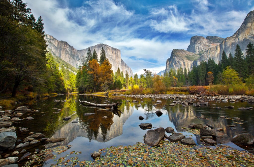You are currently viewing From Yellowstone to Yosemite: Celebrate Our National Parks With Free Entrance on These Dates