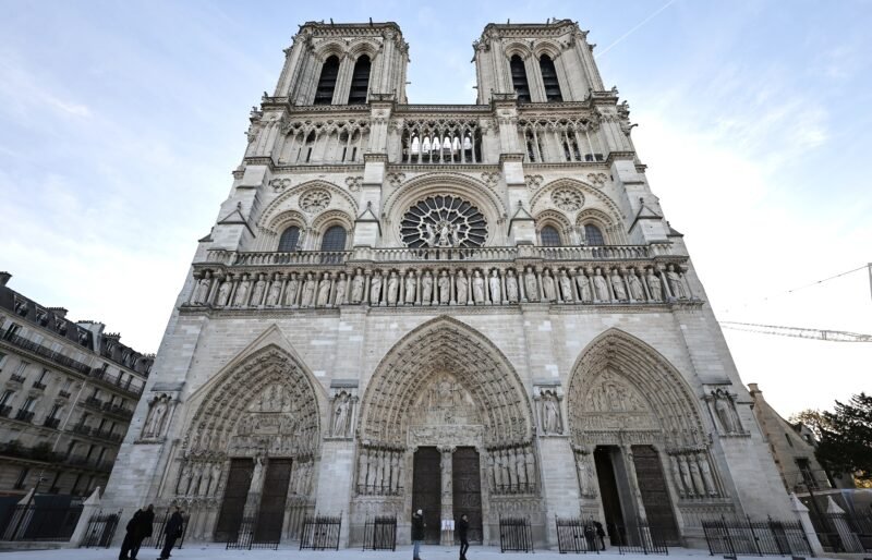 Read more about the article Following a Nearly 6-Year Restoration, Notre Dame Cathedral Reopens Its Doors to the Public: See Inside